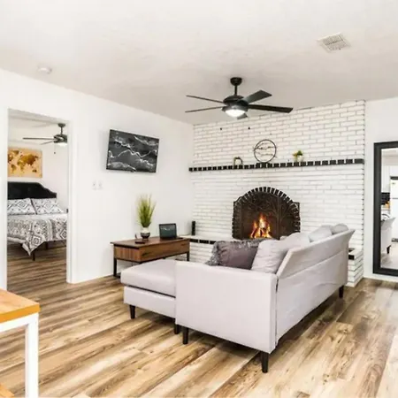2Br Near Disney Family Stay Strong Wi-Fi